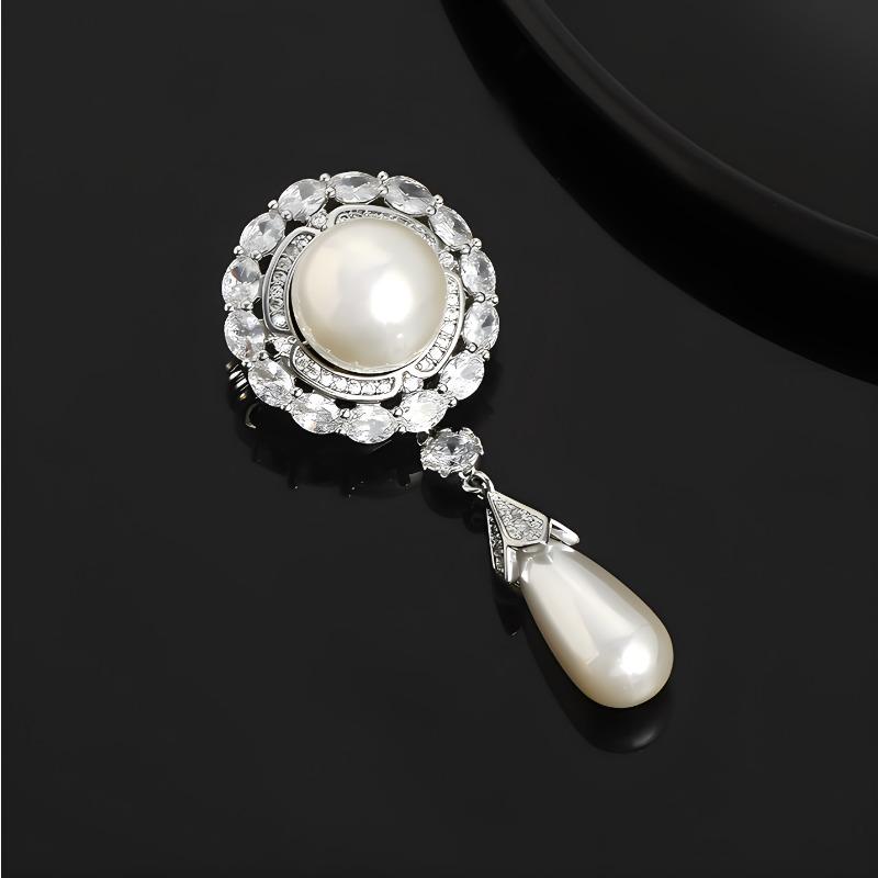 High-end Women's Retro Pearl Brooch, Light Luxury and Niche Design Sense Brooch