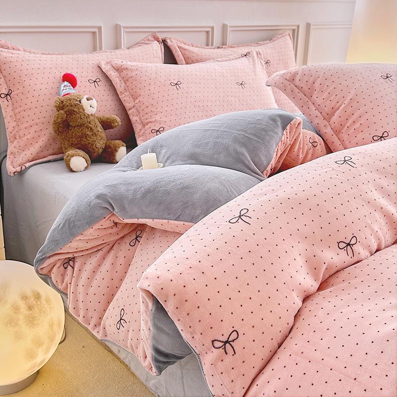 Thickened Milk Fleece Printing Four-Piece Set, Fleece Warm Coral Fleece Skin-Friendly Student Dormitory