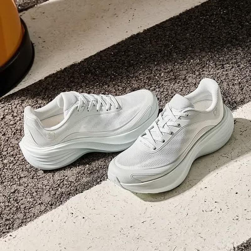Anta Leaf 7 Women's Running Shoes