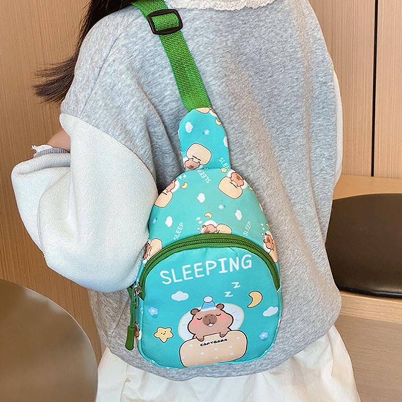 Kreslená kapybara taška přes rameno Roztomilá taška s panenkou Multifunkční úložná taška Kawaii kapybara náprsní taška Módní taška přes rameno Dárky