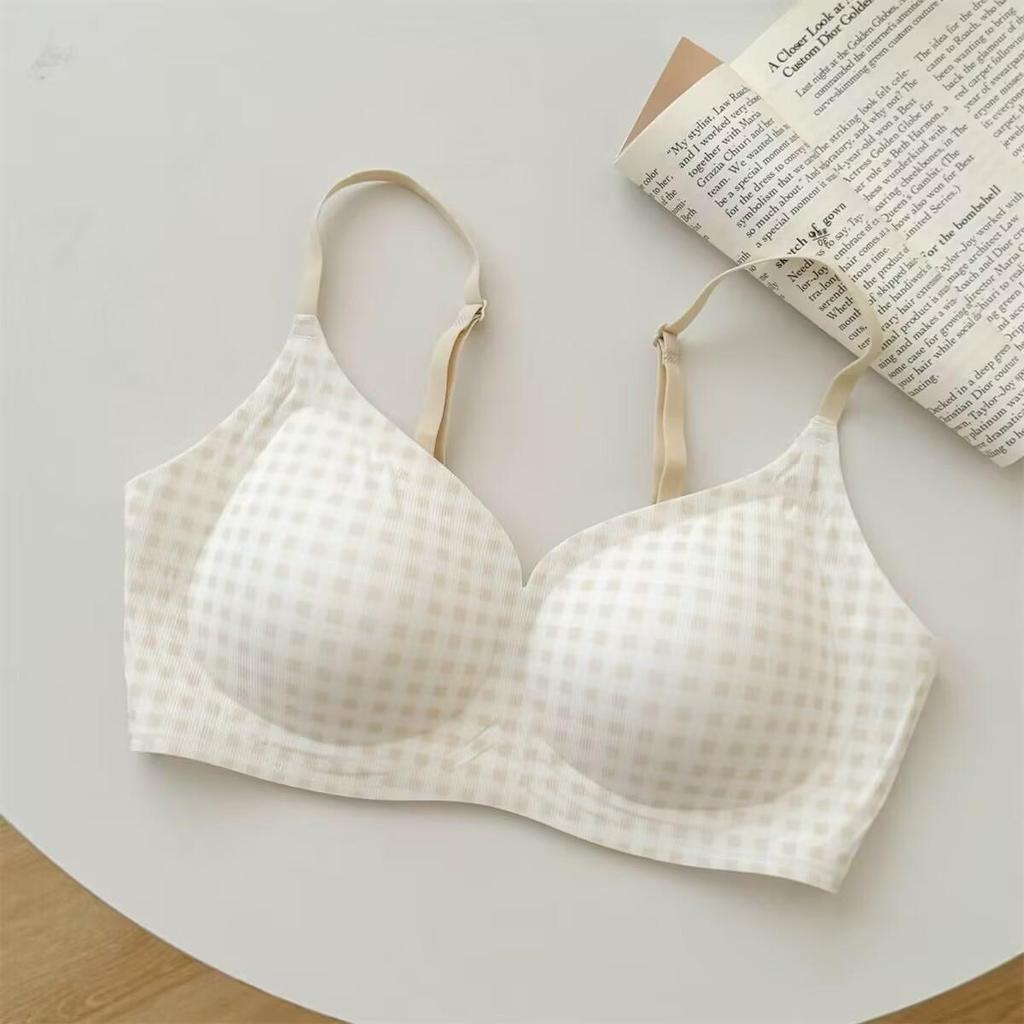 Seamless Wirefree Cool Touch Summer Bra for Women with Small Busts