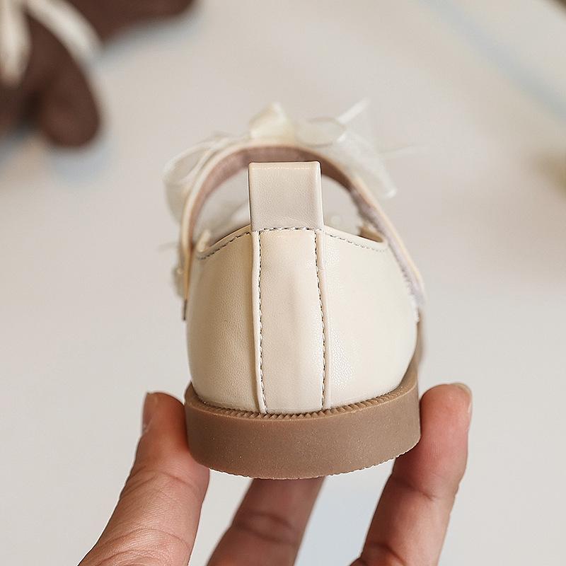 2025 Spring White Princess Shoes: Soft Sole Leather Dress Shoes for Girls
