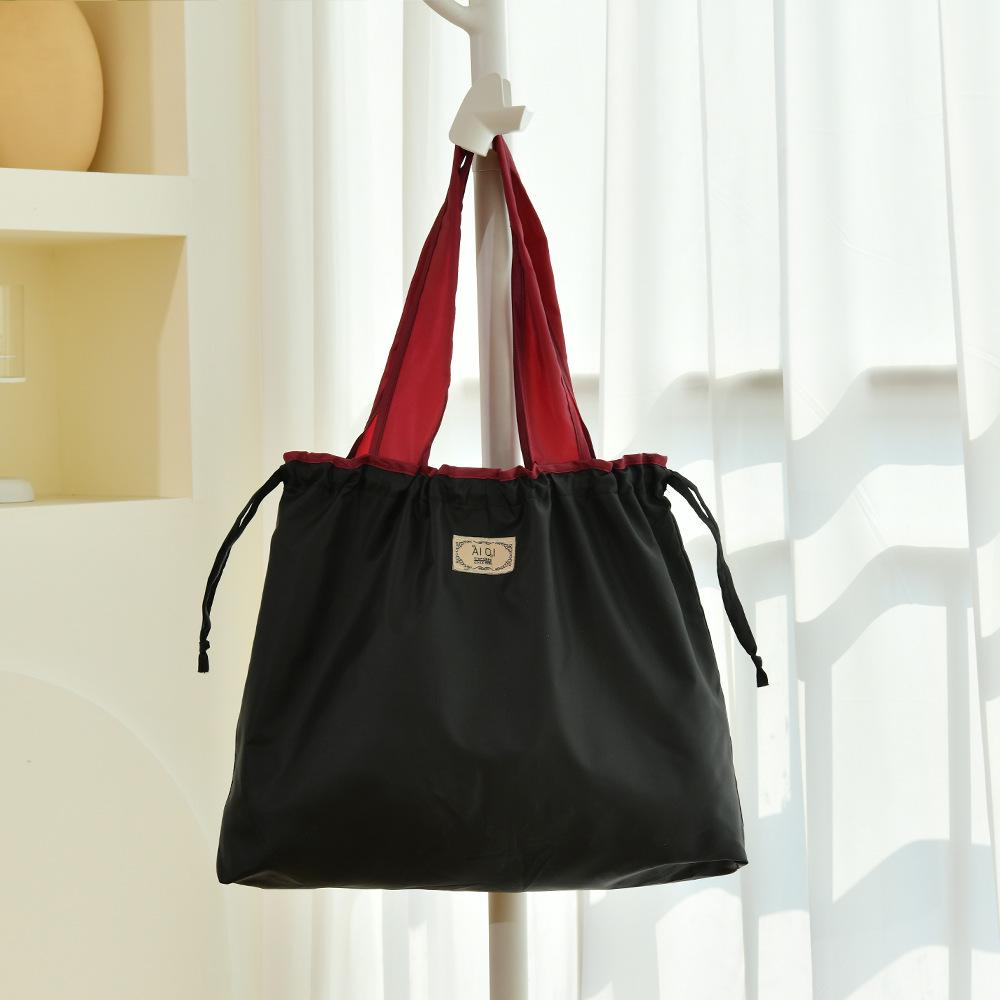 Foldable Waterproof Maternity Travel Bag - Large Capacity Luggage Storage