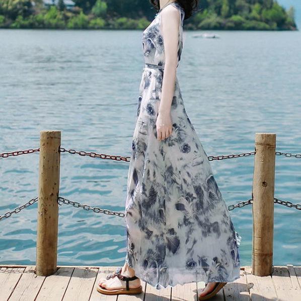 2023 Summer Sleeveless Milk Silk Sundress: Slim, Long Beach Holiday Dress with Round Neck.