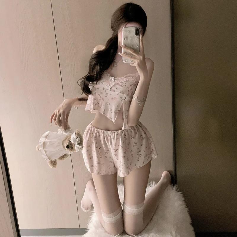 Sexy pajamas sexy deep V suspender top home shorts sweet little floral pajama set