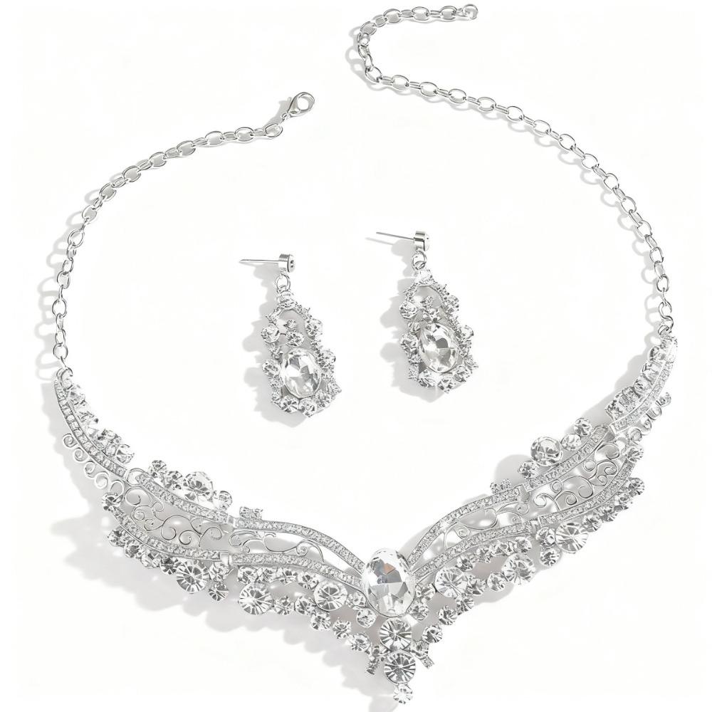 

Vintage Alloy Necklace Earrings Set Shiny Crystal Exaggerated Design Premium Clavicle Chain Women