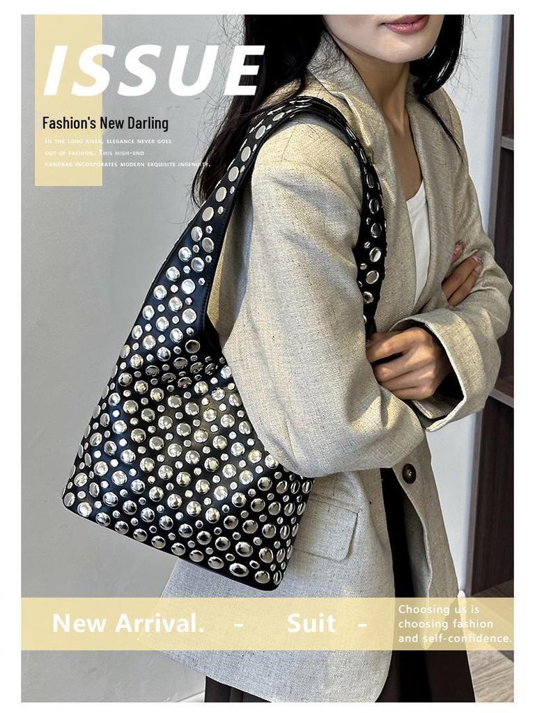 2025 Koreanische Mode Vielseitige Damen Nieten Handtasche