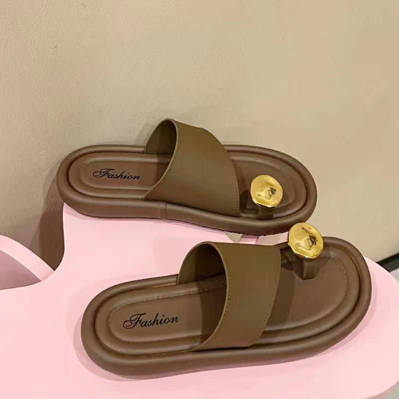 New set of toe cool slippers women's fashion summer versatile flat bottom niche casual beach shoes women