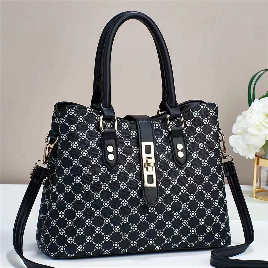 

Trendy Black And Yellow Color Block Fashion Handbag With Spacious Design And Versatile Shoulder Strap For Moms Black Black