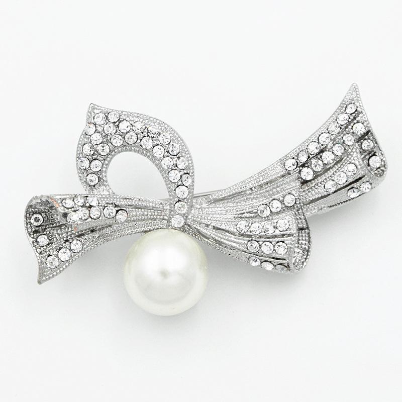 Exquisite Rhinestone Bow Tie Brooch with Pearl Lapel Pin for Weddings and Formal Wear