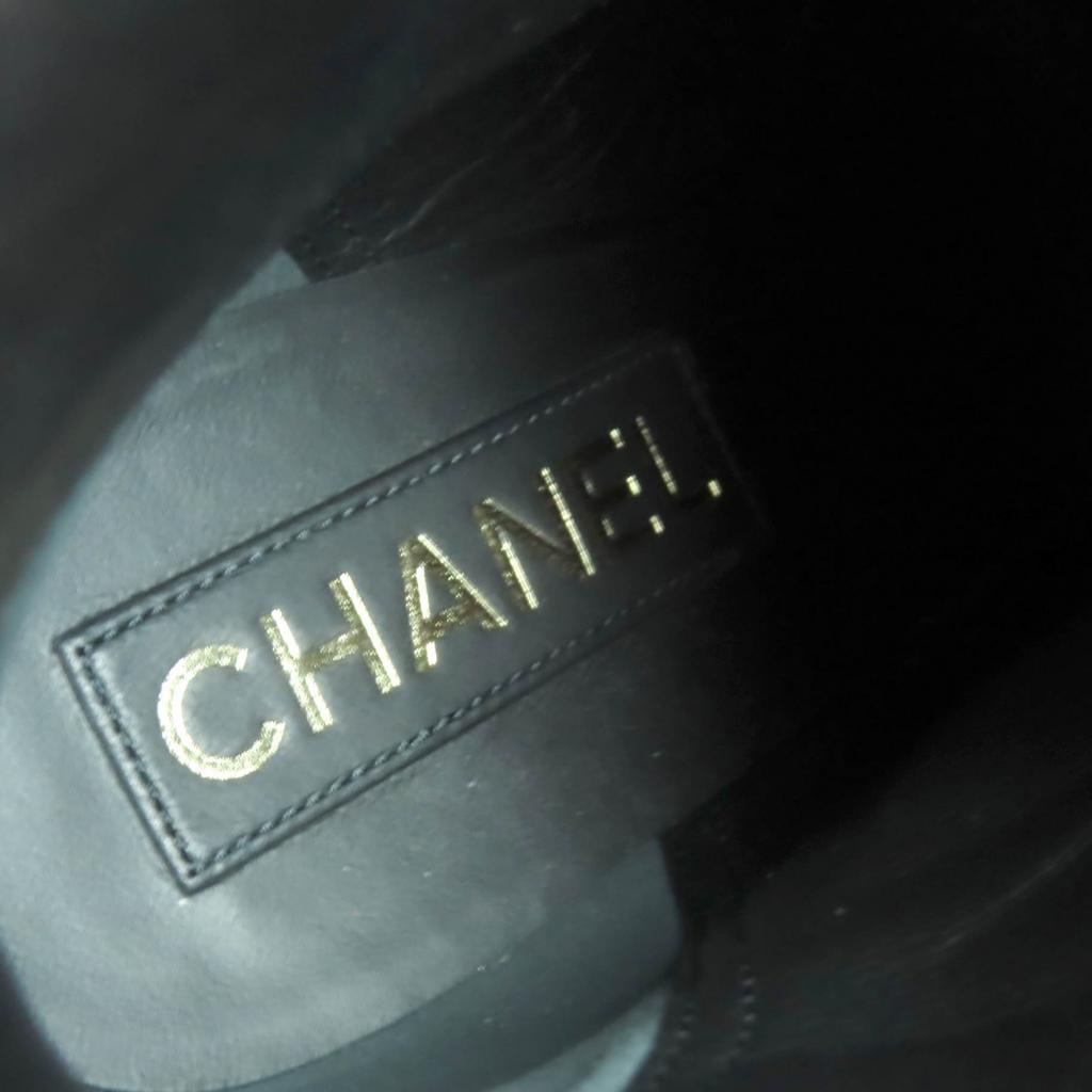 Ausgezeichnete CHANEL Stiefeletten schwarzes Leder Damen 36 22K G39529 Gebraucht