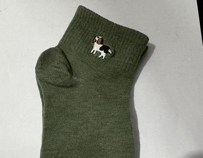 Dámské roztomilé kreslené vyšívané ponožky do půli lýtek - Krátké, tenké bavlněné, korejský a japonský styl pro jaro/podzim