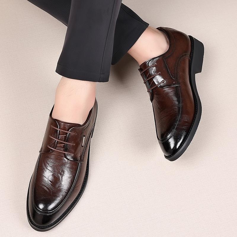 Fashion British Fashion Business Dress Casual Shoes for Men Breathable Soft Soled Casual Shoes Male Spring Groom Wedding Leather Shoes