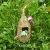 Natural Grass Weaved Bird Nest Handwoven Straw Bird Cage Bird Hut for Yard Decoration Outdoor Garden Hanging Nest Bird Accessory