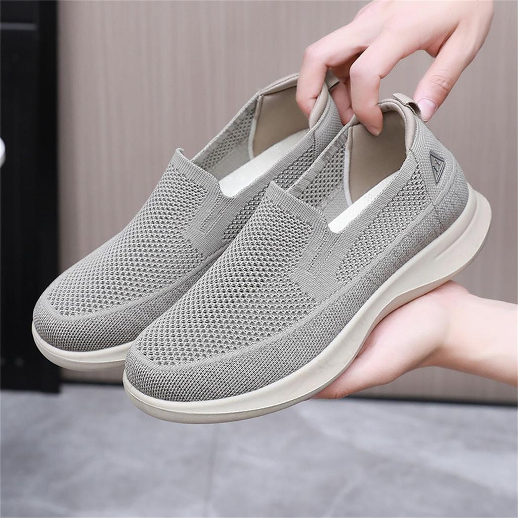 Men's Fashion Slip On Shoes Lightweight Breathable Knit Upper Casual Walking Shoes Flexible Sole Comfortable Fit