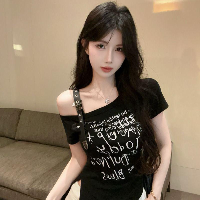 Irregular slanted shoulder short-sleeved t-shirt women's summer American Spice Girls one-word shoulder top design sense niche unique and beautiful