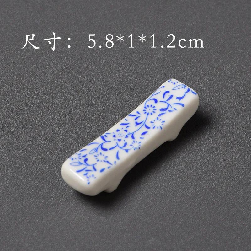 Pure Hand-made Japanese Ceramic Chopsticks Stand Blue and White Porcelain Pattern Chopsticks Hold Table Furniture Crafts