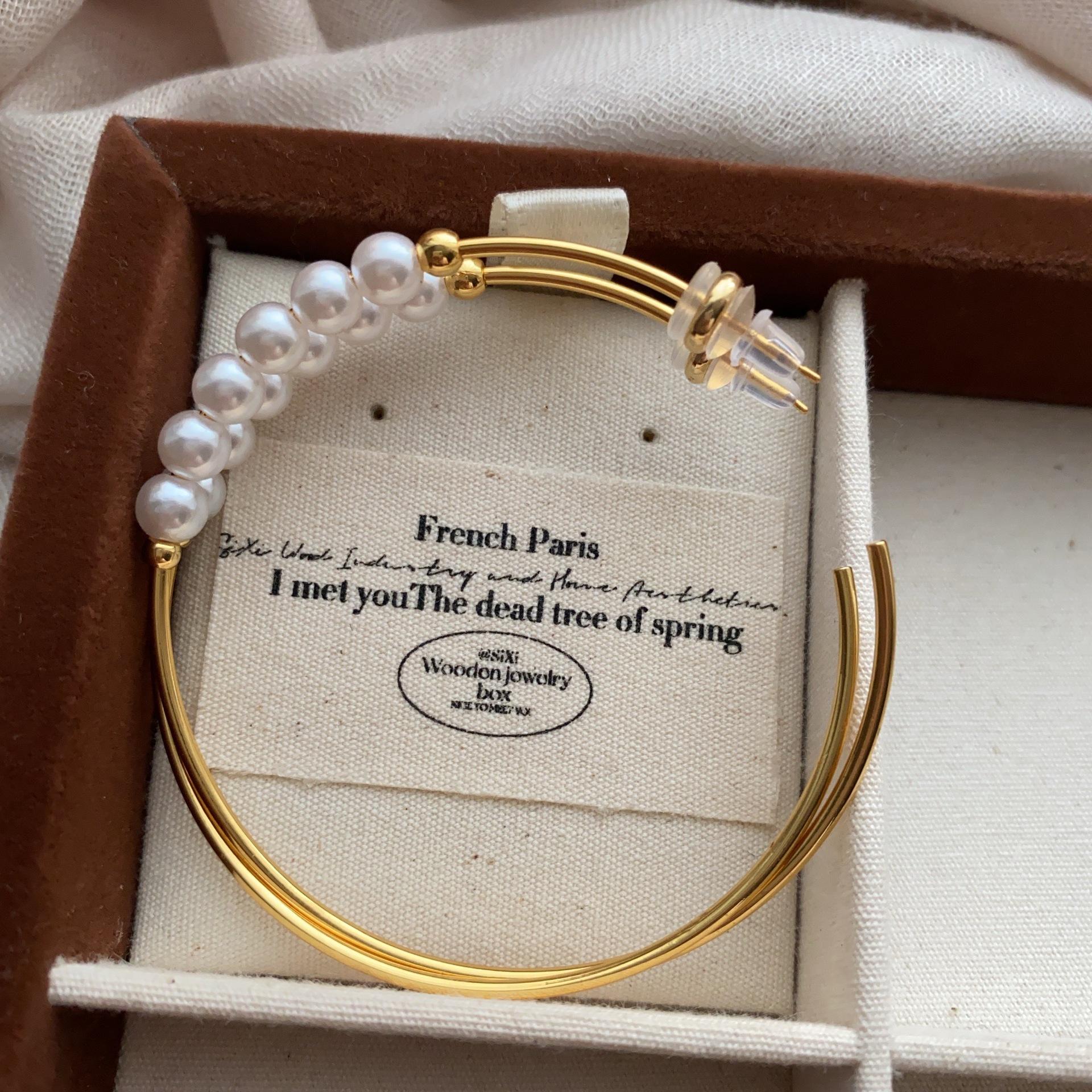 Simple metal pearl large earrings stud earrings temperament luxury French elegance niche exquisite sense ring personalized earrings