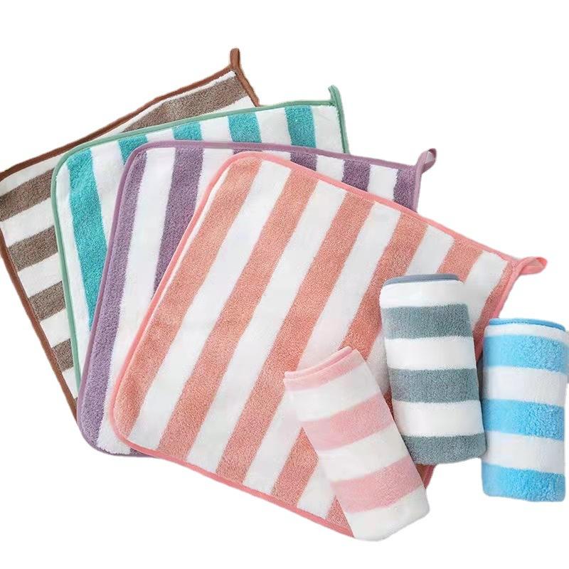 Coral fleece small towel, household children's face washing and bathing square towel, soft and non-shedding small face towel