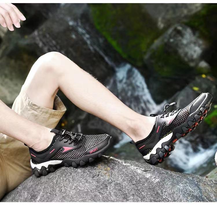 Foreign trade 2025 new men's outdoor mountaineering travel shoes mesh breathable fashion trend lightweight wading shoes