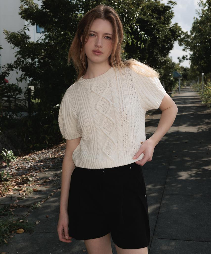 DEHEVE Half Sleeve Cable Knit [Ivory]