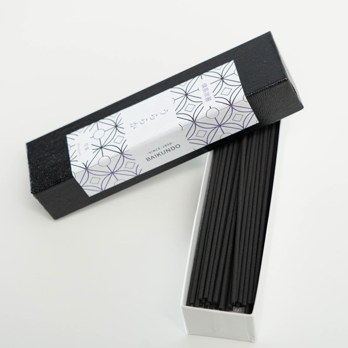 

Binchotan Rei Uraraka Natural Made in Awaji Island Buddhist Low Natural Binchotanrei (Bouquet) Fragrance, Preservative-Free, Colorant-Free, Dye-Free /