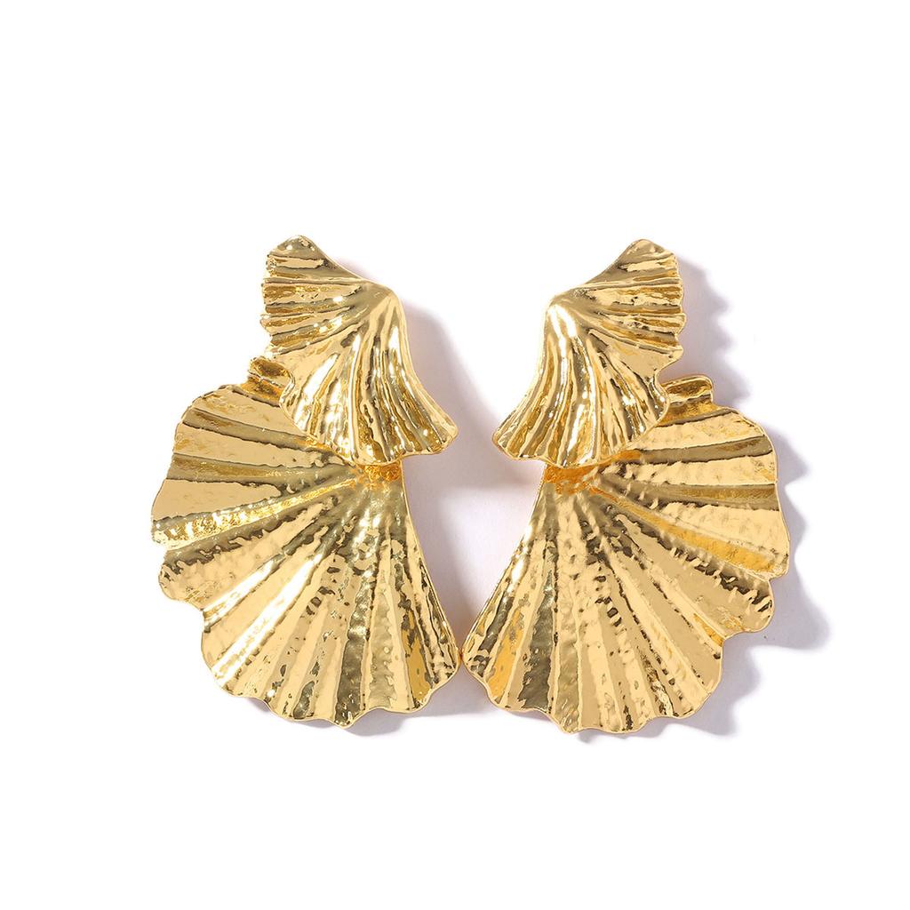 European and American retro cold style fashion exaggerated alloy ginkgo leaf temperament stud earrings, simple and versatile