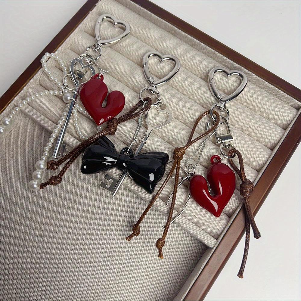 Fashion Red Love Y2k Keychain Korean Charm Bag Pendant Handmade Beaded Bownot Keyring Vintage Red Metal Hanging Accessories
