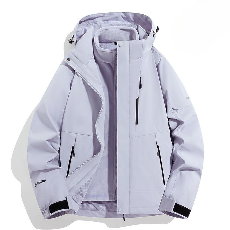 Fall/winter New Three-in-one Jacket Female Detachable Two-piece Waterproof Coat.