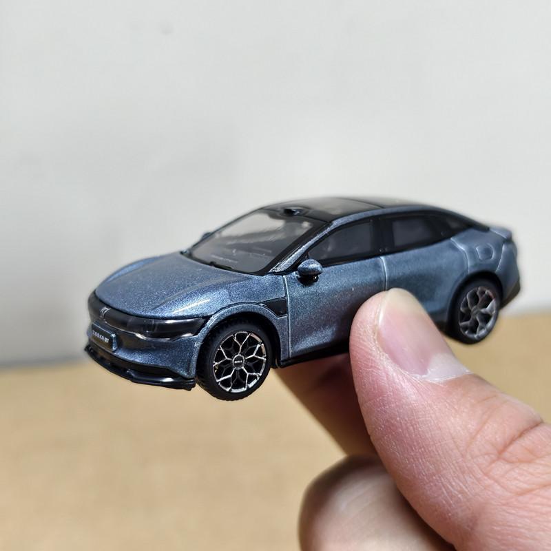 Diecast 1:64 Scale Kagero 007 Geely Alloy Car Model