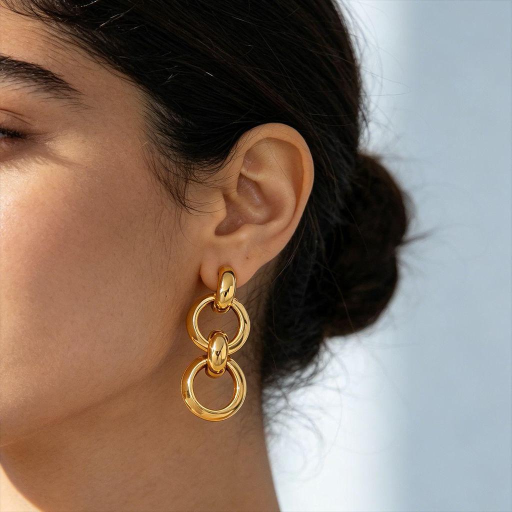 Elegant Light Luxury High-End Exaggerated Dangle Earrings with Versatile Design and Distinctive Style