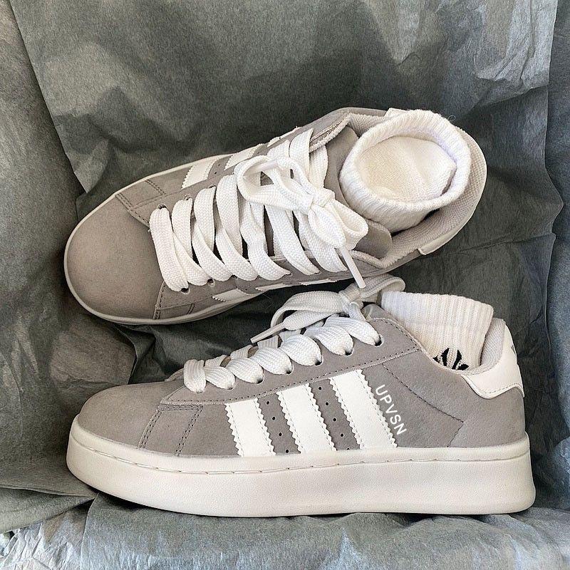 Trendy Men's Autumn Low-Top Casual Sneakers – Teen Versatile Three-Stripe German-Style Trainers with Thick Soles