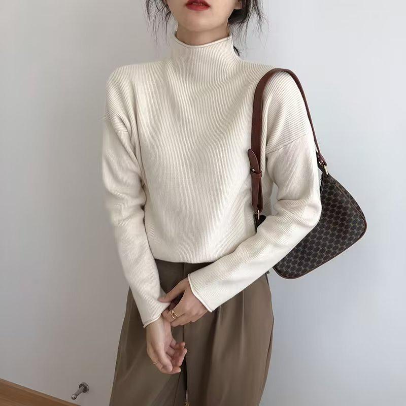 2024 Autumn/Winter Women's Korean-Style Loose Half-High Neck Knitwear, Hong Kong-Style