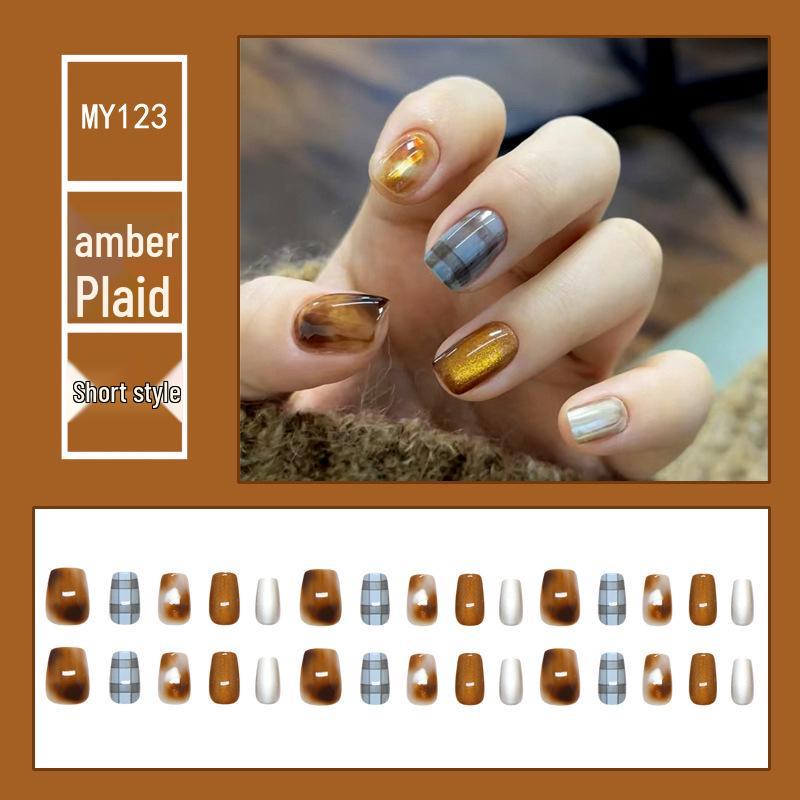 Chasing Light Cat's Eye Crystal Nails: Handmade, Detachable, Flash Diamond Design for Trendy, Stylish Looks.
