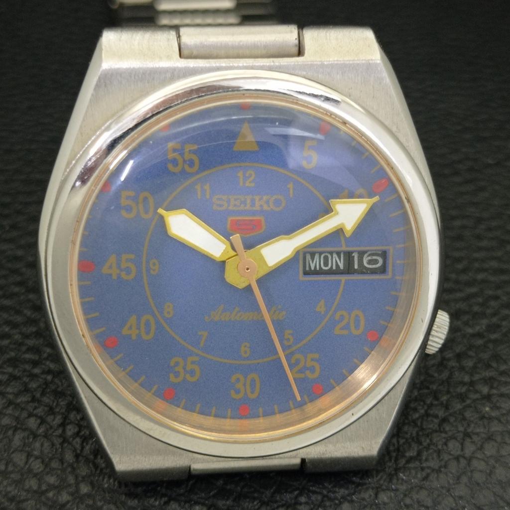 GENUINE VINTAGE SEIKO 5 AUTOMATIC 7S26A JAPAN MENS BLUE DIAL WATCH A702465-5 R124-a702465