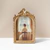 Handcrafted Antique Gold Carving Arch Picture Frame With Hanging Hook And Stand For Wall Or Tabletop Decoration Display
