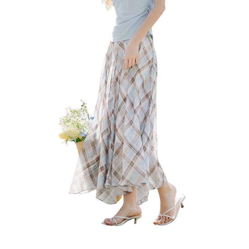 

Шифоновая юбка-миди А-силуэта в клетку с высокой талией и асимметричным подолом M