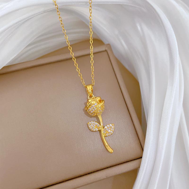 Titanium Steel, Rose Full Diamond Light Luxury Temperament Gorgeous Full Diamond Necklace Female Versatile Collarbone Chain Titanium Steel Chain