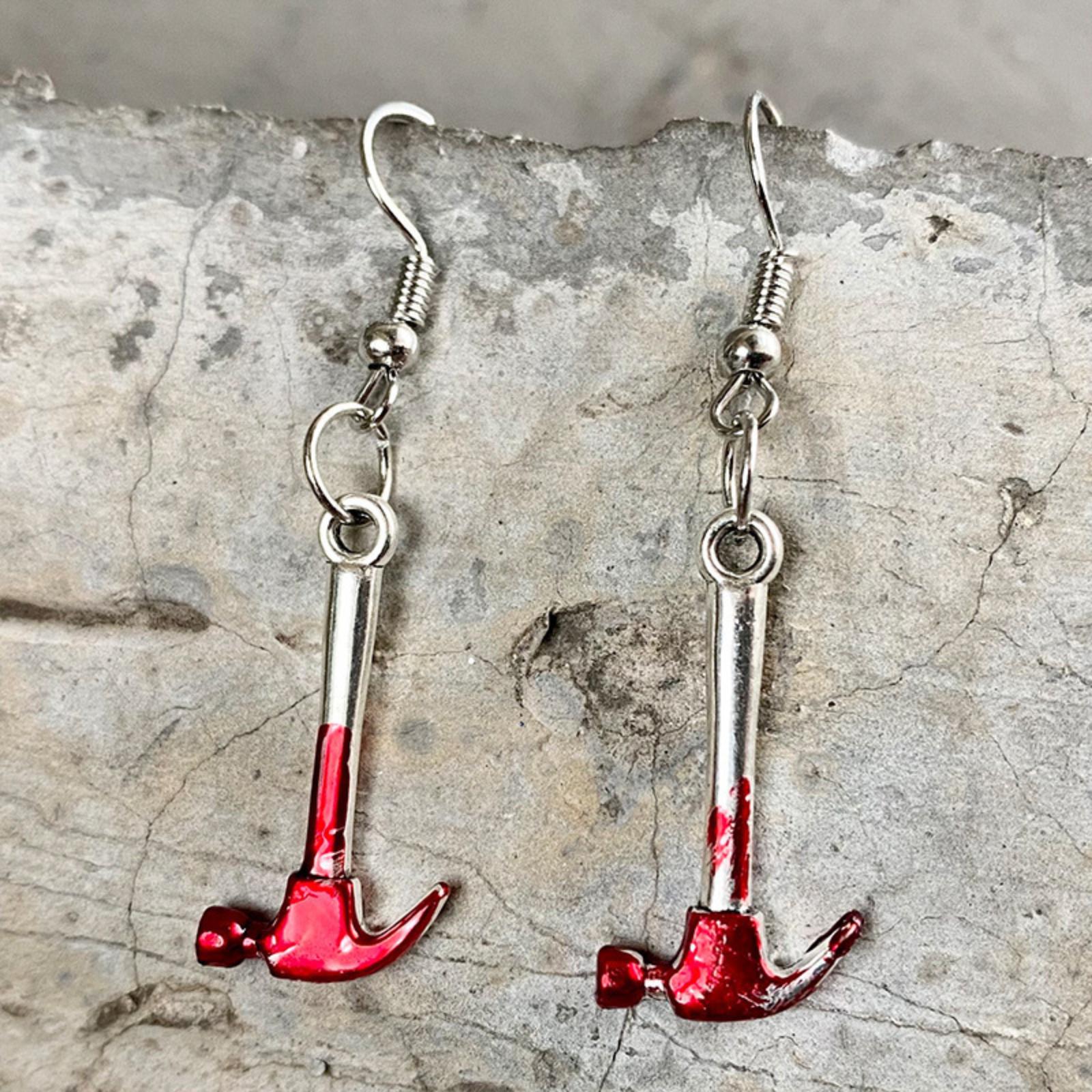 

Halloween Horror Bloodstain Scissors Axe Dagger Lady Earrings Dramatic Statement Earrings Party Accessories One Size красный