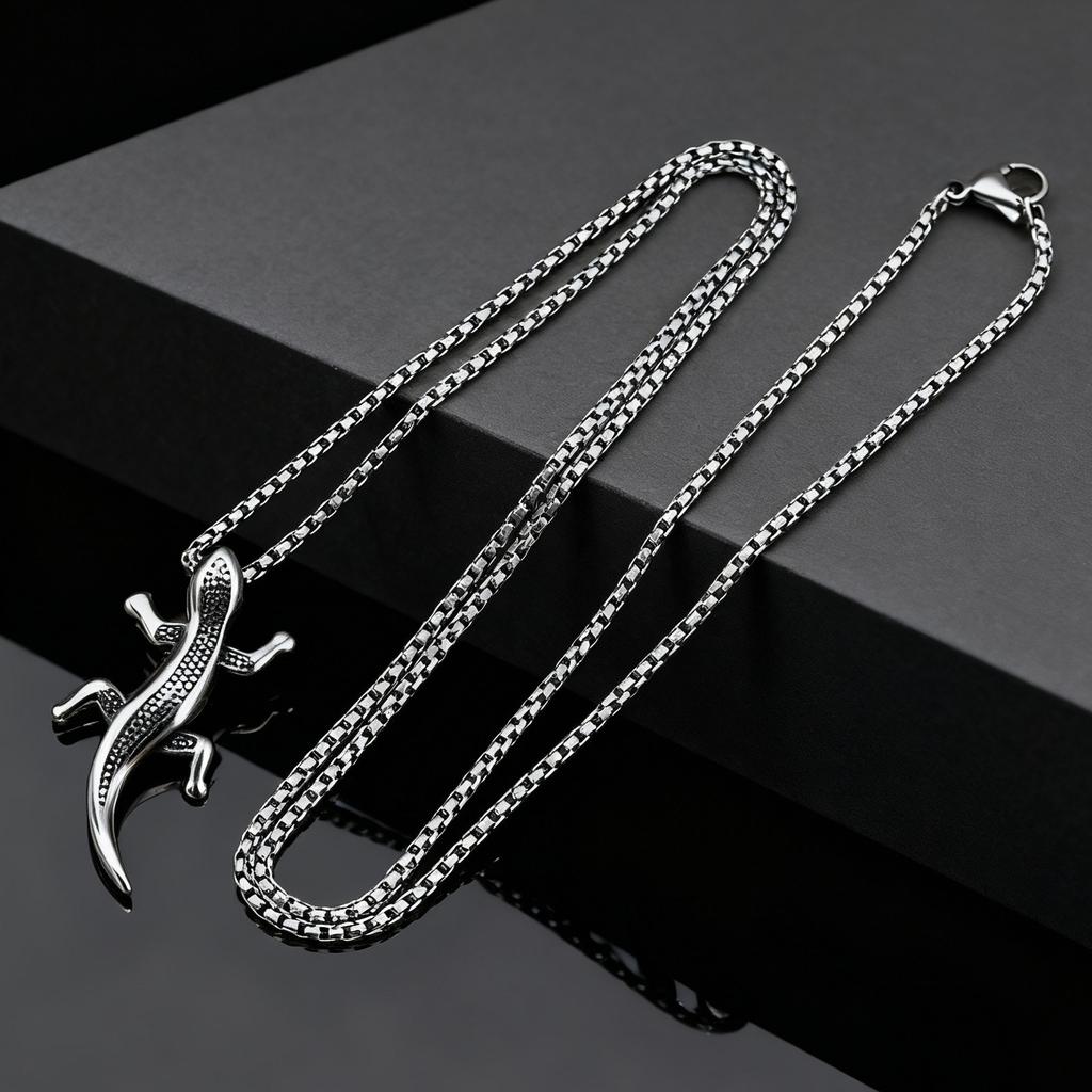 Unique Gecko Lizard Pendant Necklace for Men Male, Stainless Steel Hip Hop Animal Necklace, Fashion Jewelry Creativity Gift