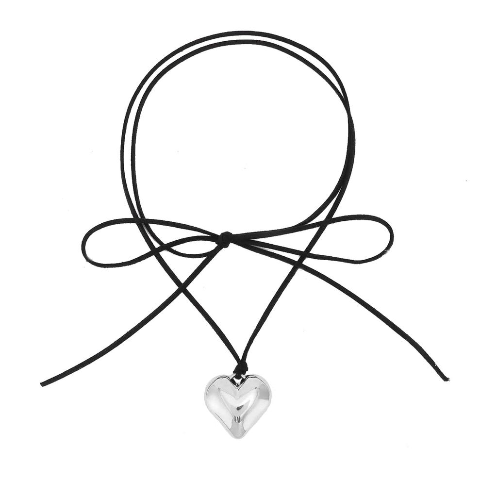 Simple Chunky-Heart Choker Necklace Big Heart Pendant Adjustable Chain Heart Necklaces for Women Teen Girls Jewelry