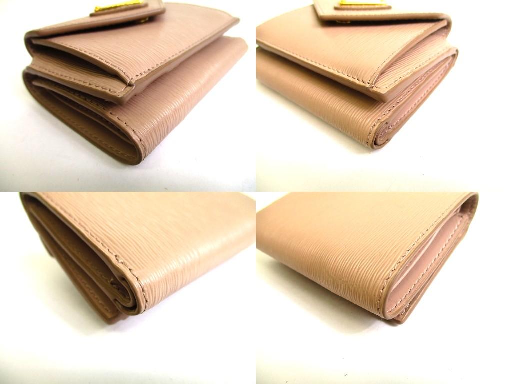 Authentic PRADA Beige Leather Trifold Wallet Compact Wallet #b149  Open Box