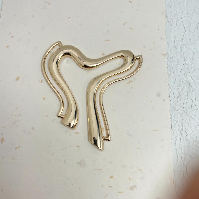 European-American Silk Scarf Bikini Buckle: Alloy Decorative Connector  Irregular Metal Accessory