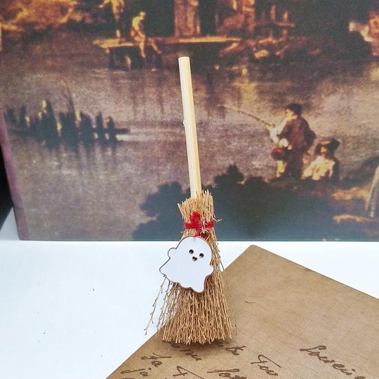 Mini Witch Broom Car Pendant Wooden Halloween Ornament for Rearview Mirror 1:6/1:12 Miniature Doll Houses Scale Accessory