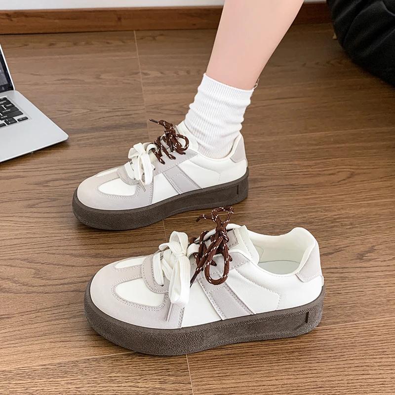 Fashion Sports Shoes Lady Casual Female Sneakers All-Match Clogs Platform Basket Retro New Creepers Summer Leisure Lace-Up Summer Shoes