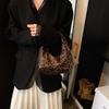 Women PU Leopard Fashion Shoulder Bag Large Capacity Circular Underarm Bag Zipper Closure Fashion Carrying Bag Chic Hobo Bag KTB