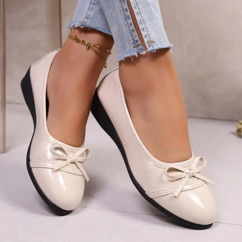 Retro Solid Round Toe Wedge Heel Pumps Women 2025 Summer Bowknot Decoration Patent Leather Pumps Sweet Mary Jane Shoes Women