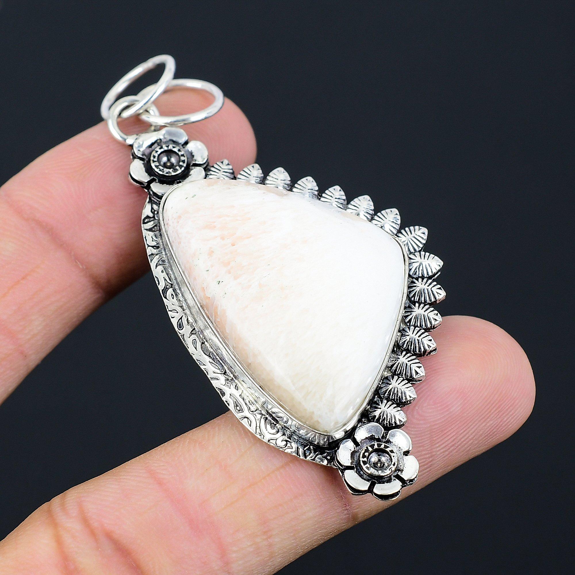 Mothers day Sale 925 Silver Trillion Scolecite Gemstone Flower Birthday Pendant