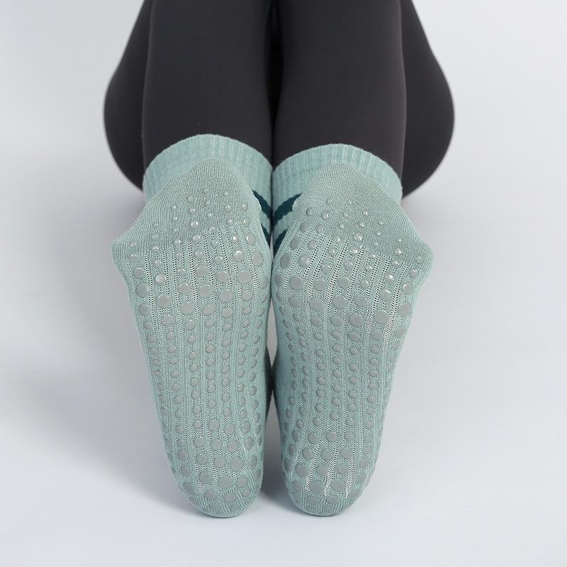 Women Fall Yoga Pilates Non-slip Professional Indoor Sports Rubber Pressure Tube Socks
