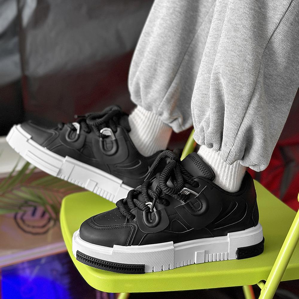 Shoes new men's shoes niche design bread shoes men's casual skateboard shoes wind board shoes men